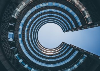 Miten bisnes tulee muuttumaan vuonna 2021? – 7 teknologian trendiä, joilla tulee olemaan suuri vaikutus