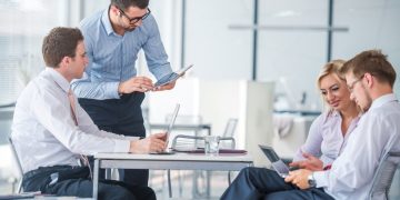 Virtuaalitodellisuuden Rooli Liiketoiminnan Koulutuksessa